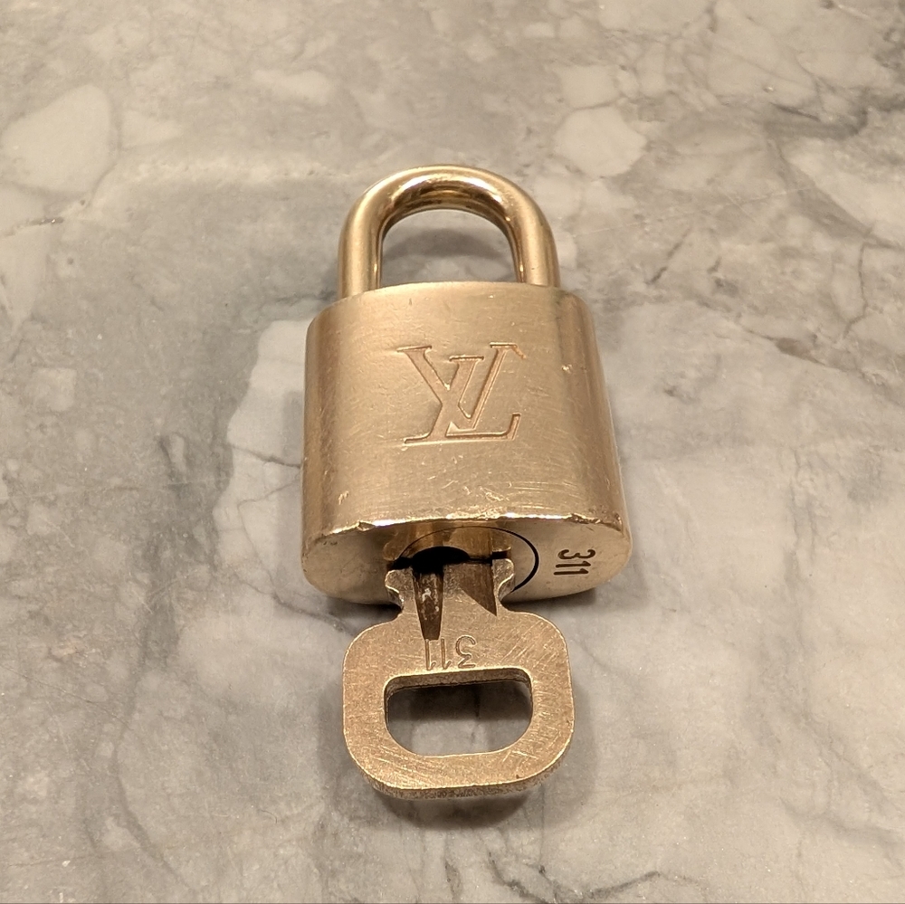 LV Lock and Key #311